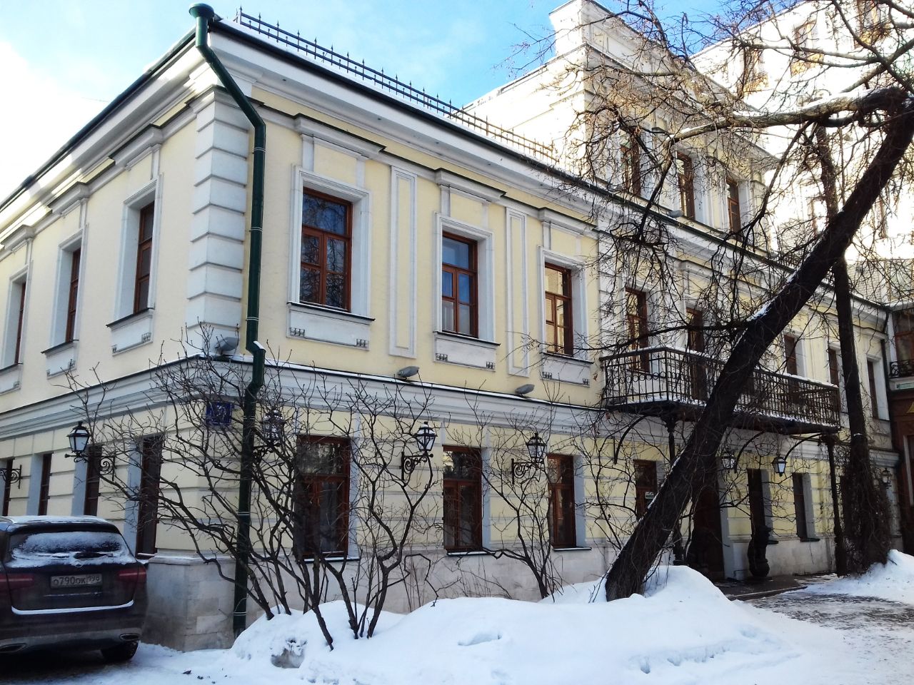 Особняк Гоголевский бульвар, 31с2 - аренда помещения г.Москва, м. Арбатская