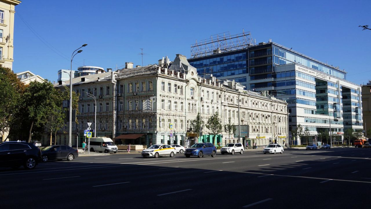 Особняк на ул. Земляной Вал, 7 - аренда помещения г.Москва, м. Курская